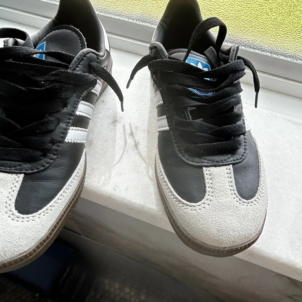 adidas Black & White Samba Sneakers with Gum Sole - Picture 4 of 13